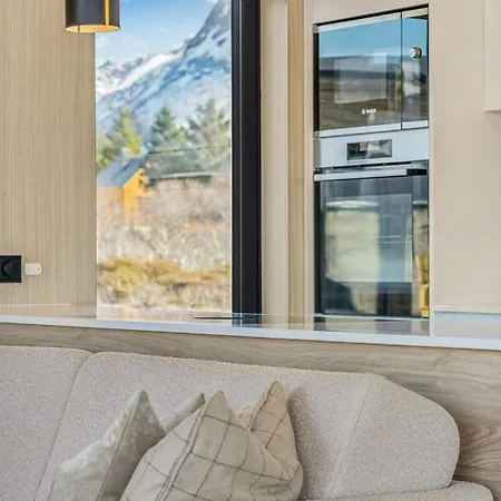 펜션 Lyngvaer Aurora Lodge - Jacuzzi - No 03 Storoya