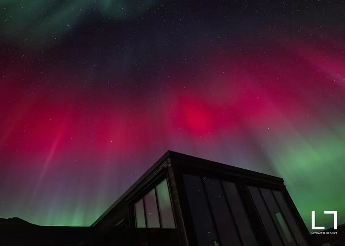 Lyngvaer Aurora - Jacuzzi - No 03 Holiday home Lyngvaeret