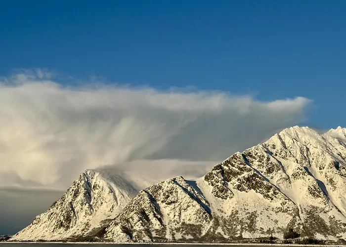 Lyngvaer Aurora - Jacuzzi - No 03