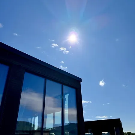 Lyngvaer Aurora Lodge - Jacuzzi - No 03 Storoya